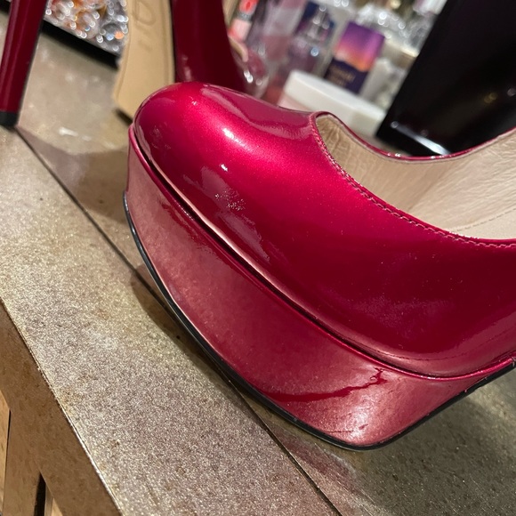 Red Patent Leather Pumps - Picture 8 of 10
